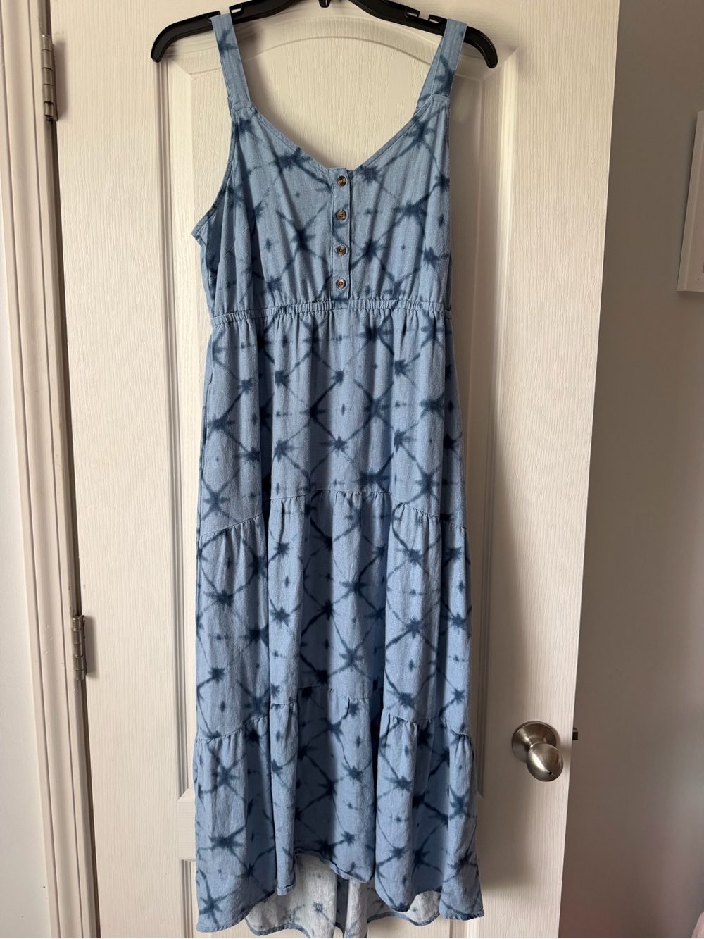 Sonoma Light Blue Tie-Dye Midi Dress with Dark Blue Accents